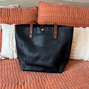 KMM leather tote in black
